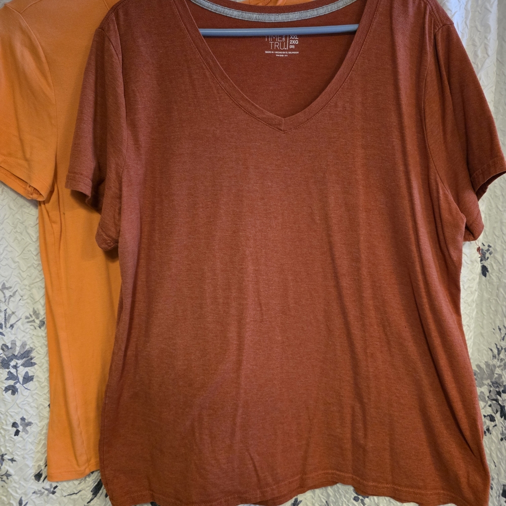 Terra & Sky Anf Faded Glory Women's Rust And Orange V-Neck Tees
